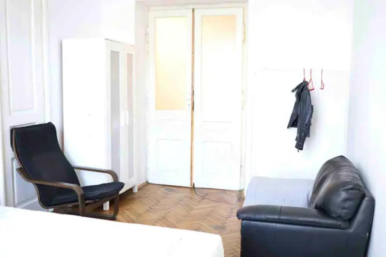 On Generala Romana Soltyka Appartement *